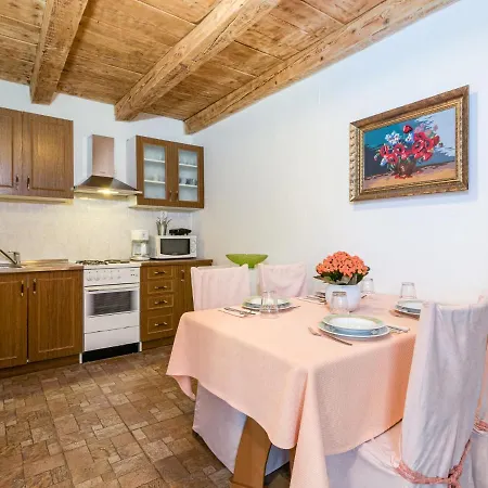 Hortensija - Lbn397 By Interhome * Barban